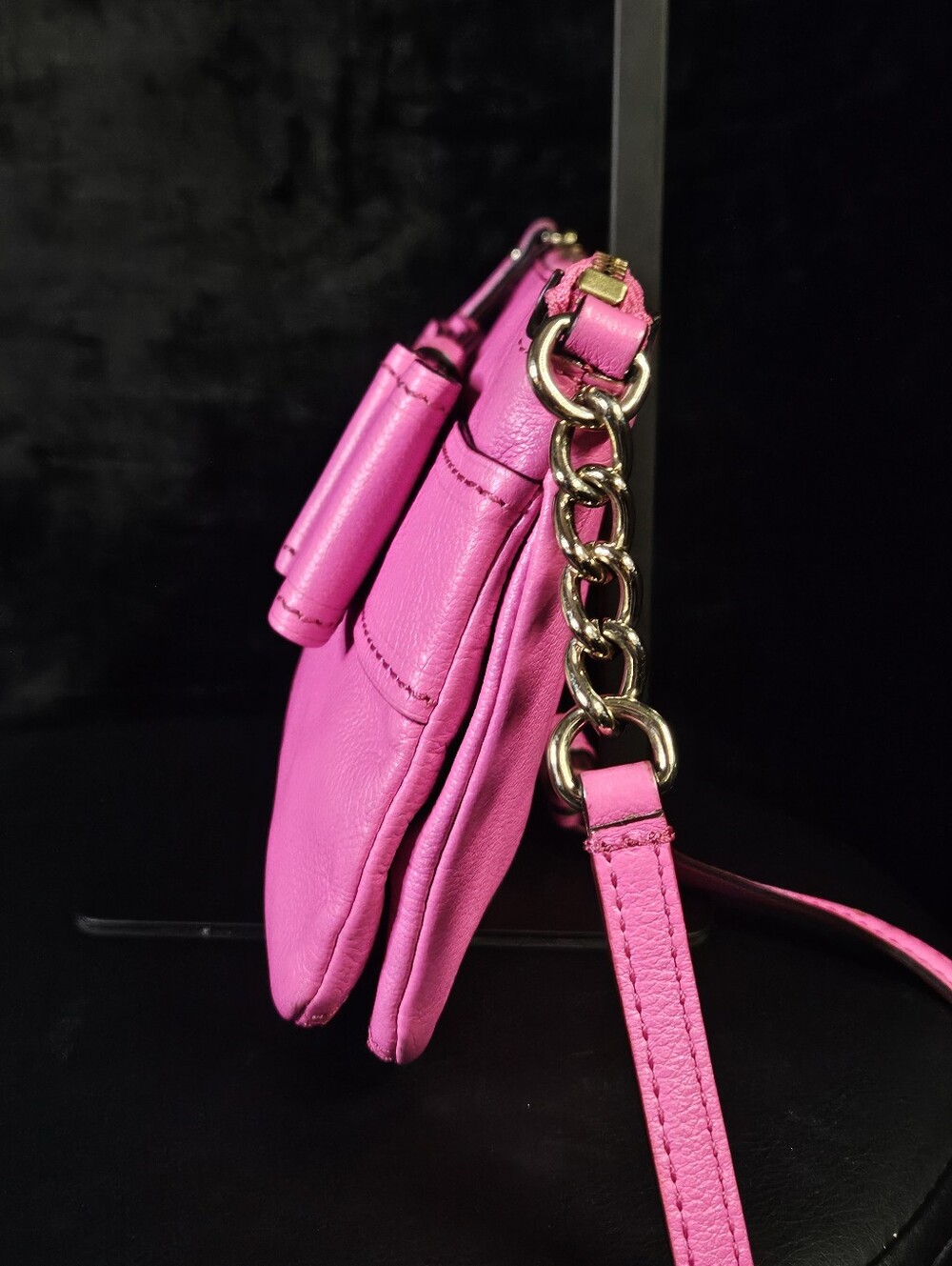 Kate Spade Villabella Avenue "Celina" Bow Crossbody - Stunning Pink (Like New) - Picture 6 of 11